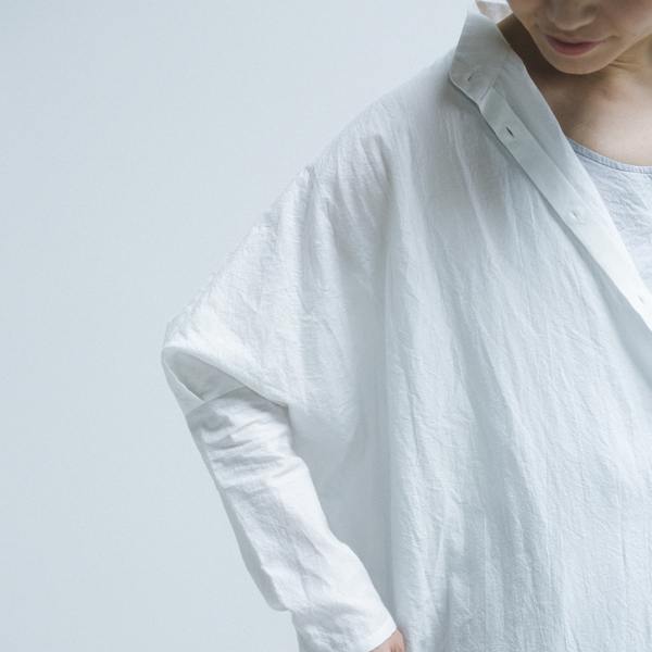 humoresque　stand collar dress/smoke white - STROLL（ストロール）